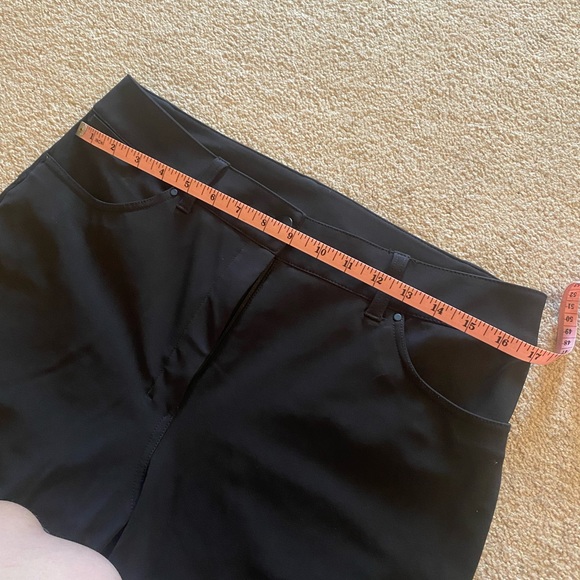 Lululemon city sleek size 32, 7/8 length - Picture 3 of 5